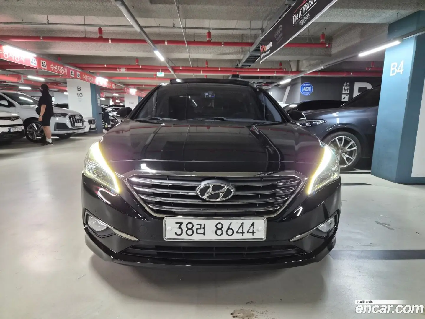 Main__Slider__Photo:Sonata Hyundai 2016.0-1