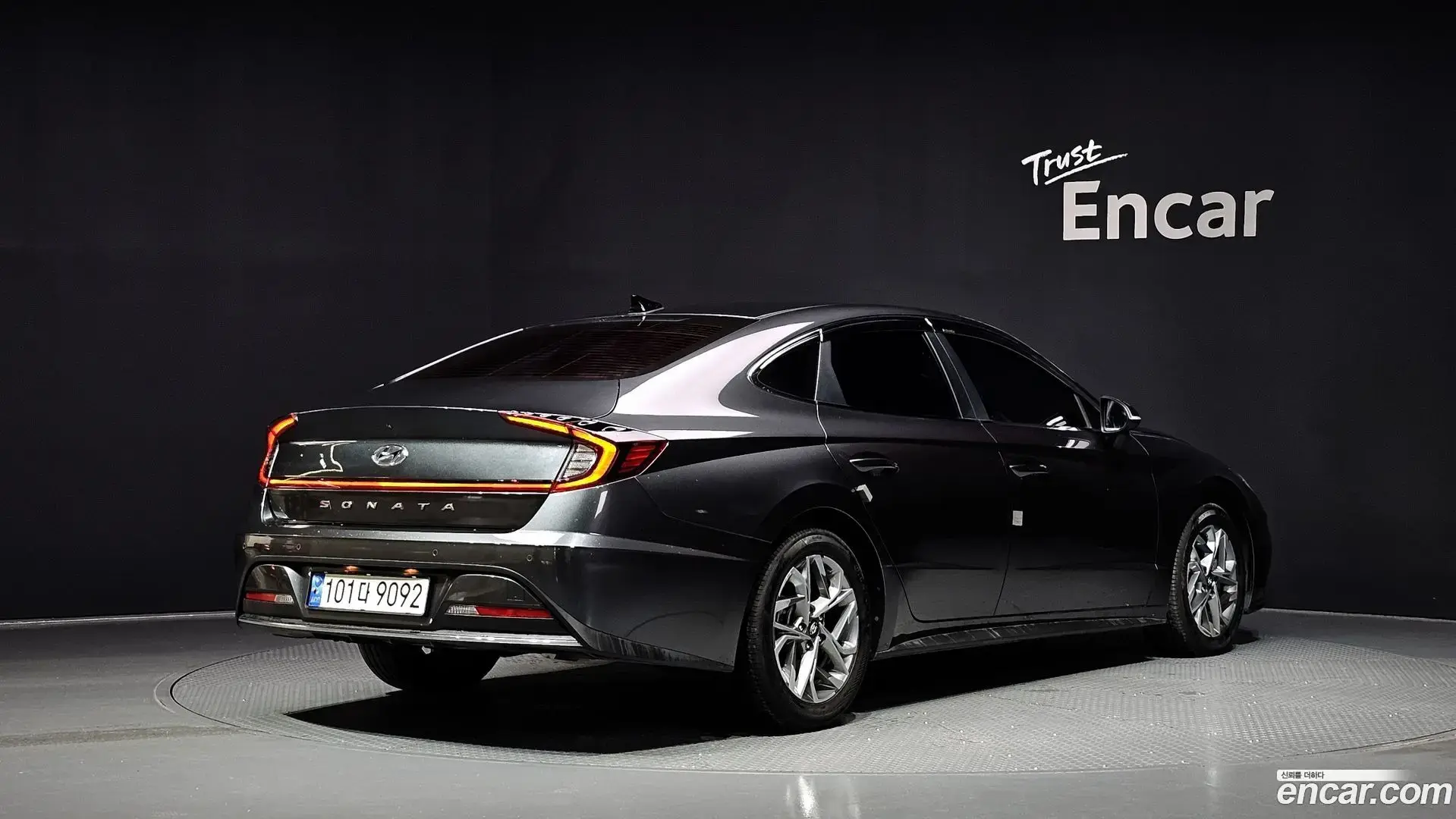 Main__Slider__Photo:Sonata Hyundai 2019.4-1