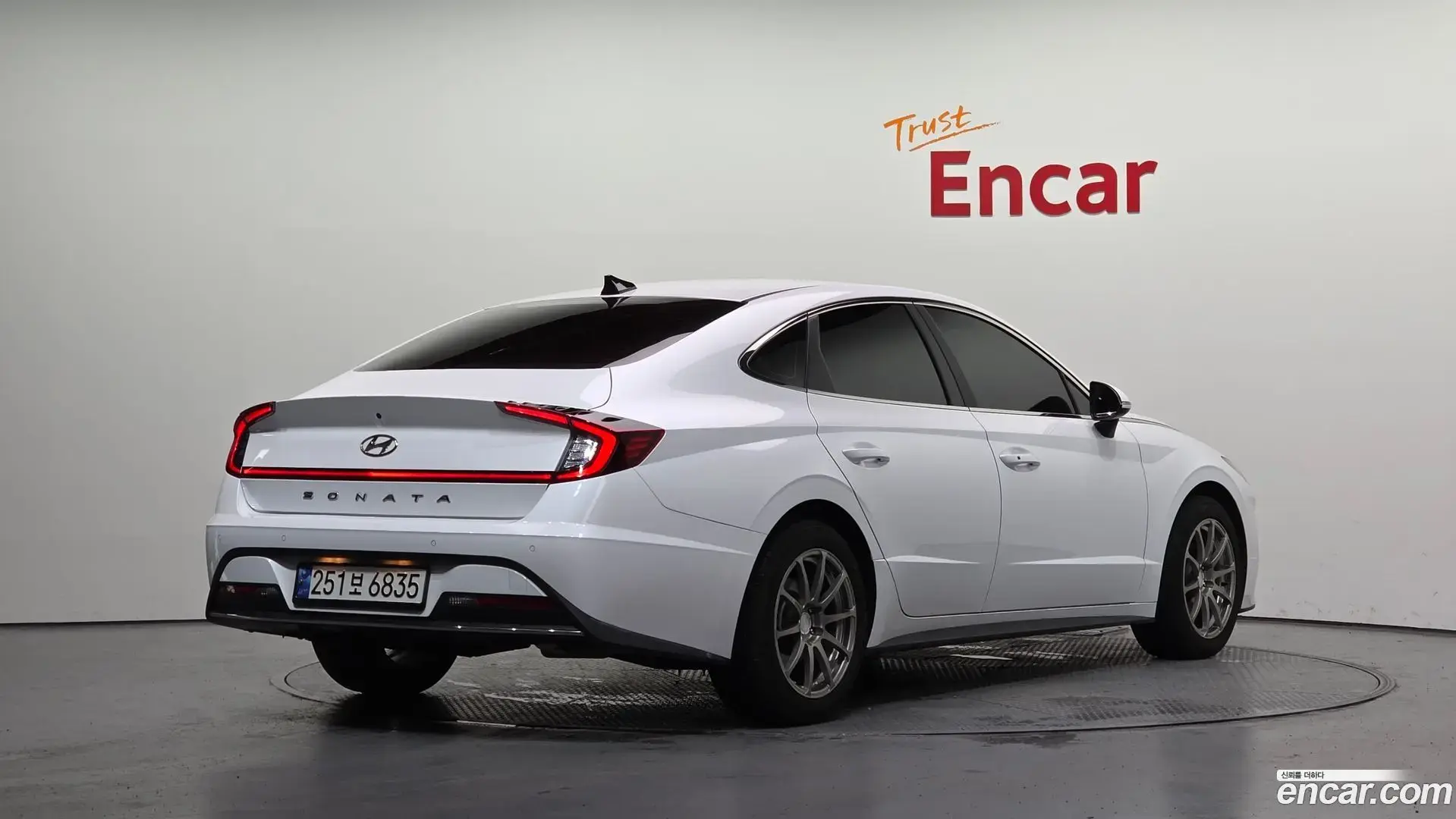Main__Slider__Photo:Sonata Hyundai 2019.8-1