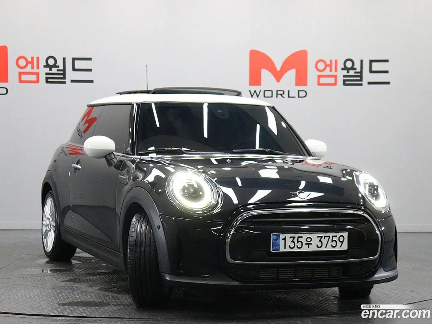 Main__Slider__Photo:Cooper Mini 2022.7-1