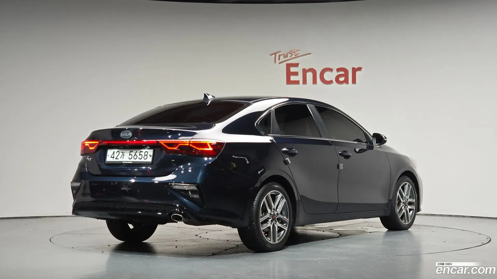 Main__Slider__Photo:K3 Kia 2019.0-1