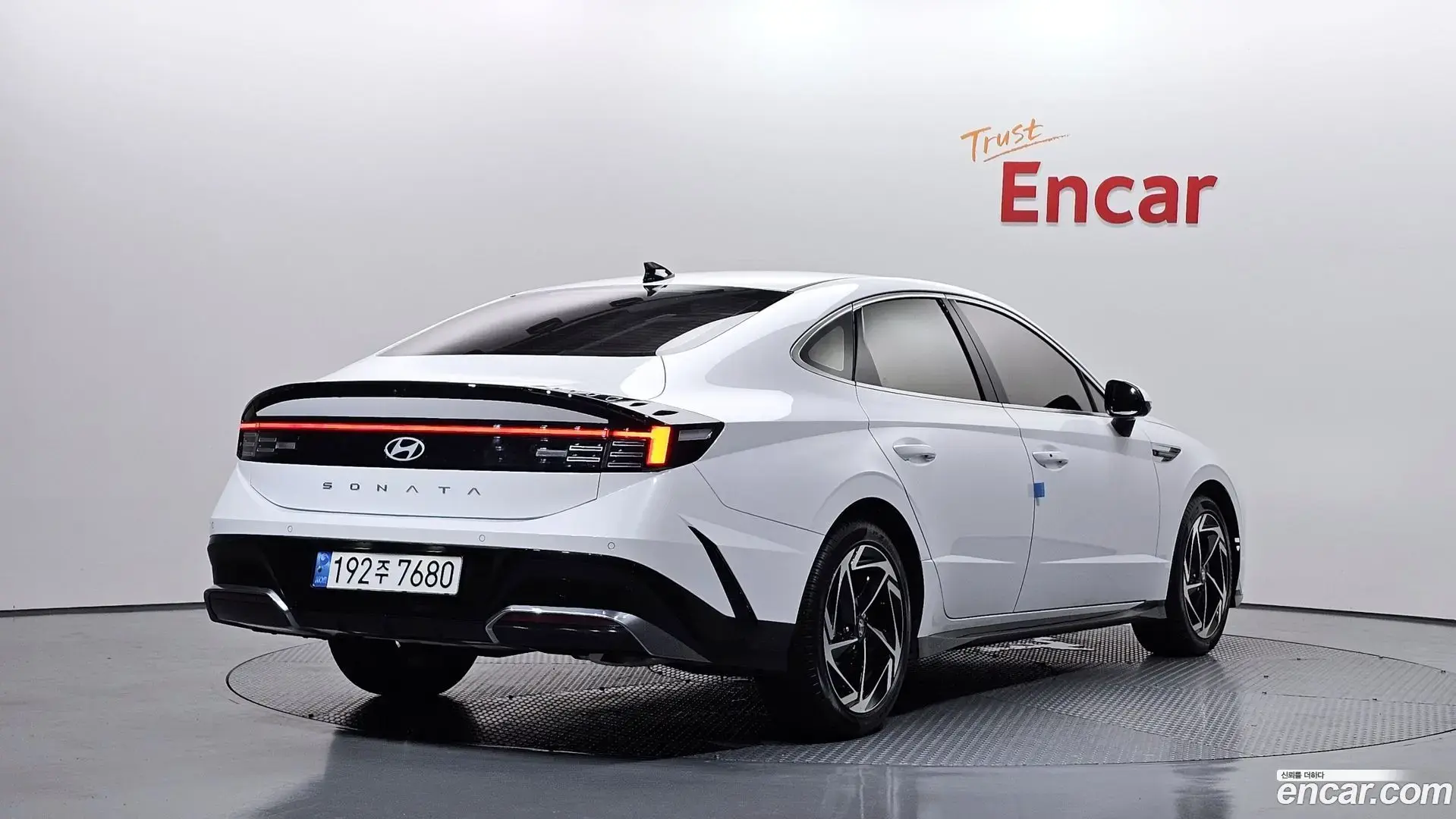 Main__Slider__Photo:Sonata Hyundai 2024.6-1
