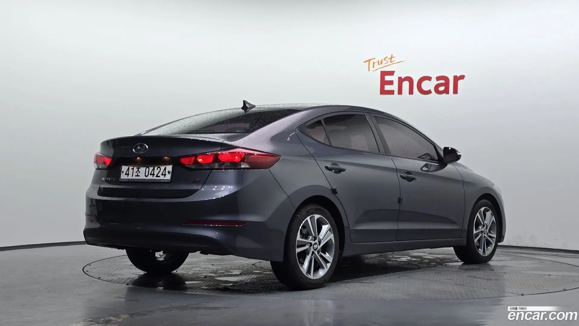 Main__Slider__Photo:AVANTE Hyundai 2016.11-1