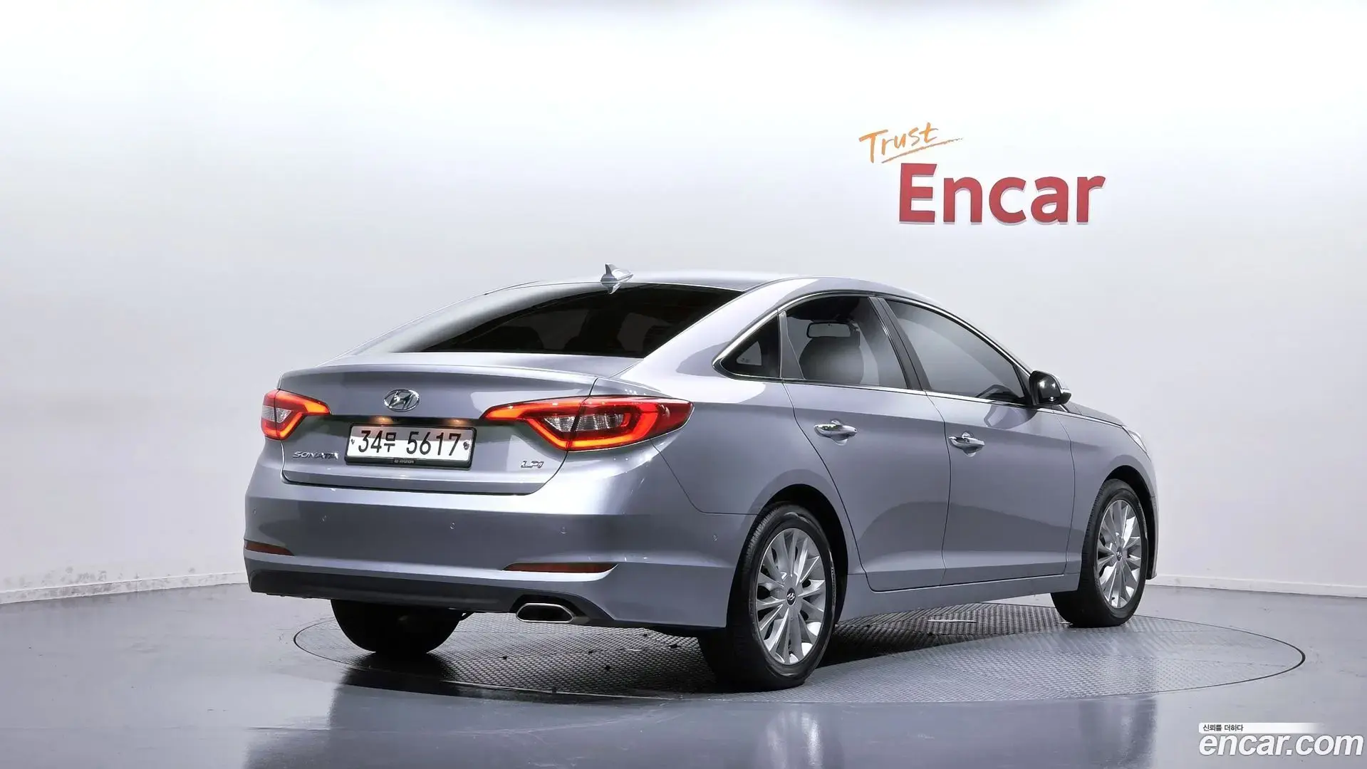 Main__Slider__Photo:Sonata Hyundai 2014.9-1