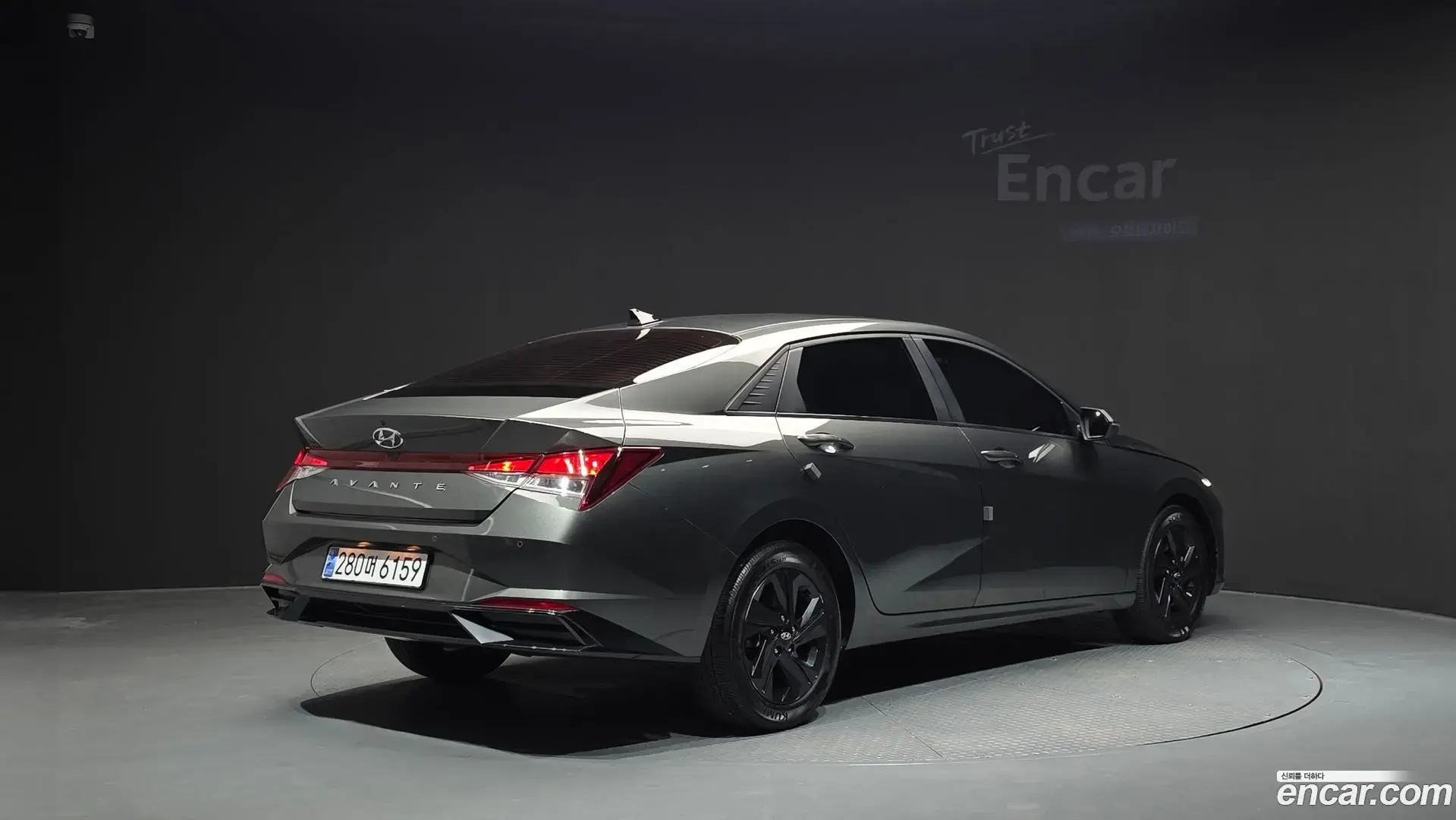 Main__Slider__Photo:AVANTE Hyundai 2022.7-1