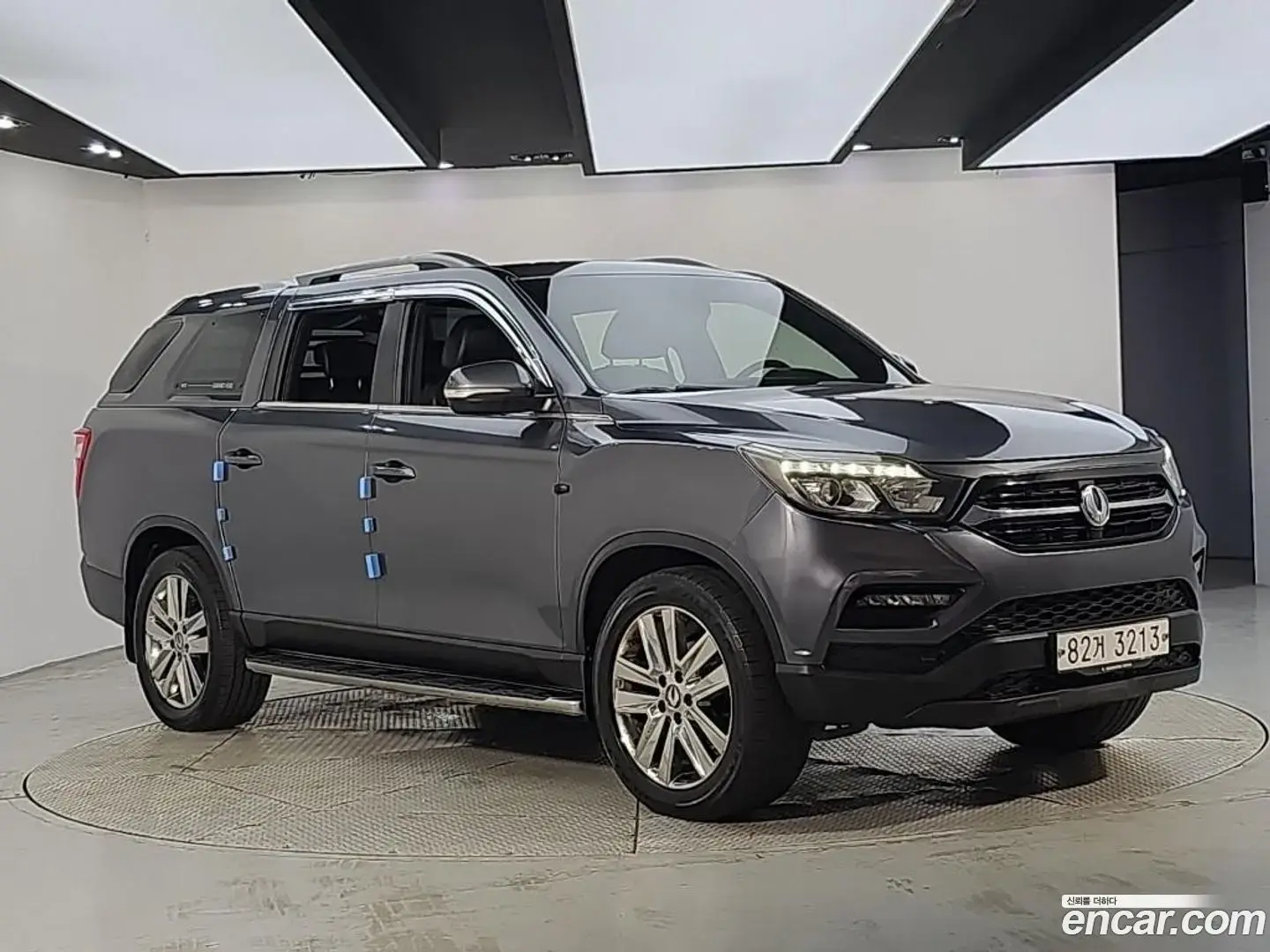 Main__Slider__Photo:Rexton KG Mobility 2020.1-1