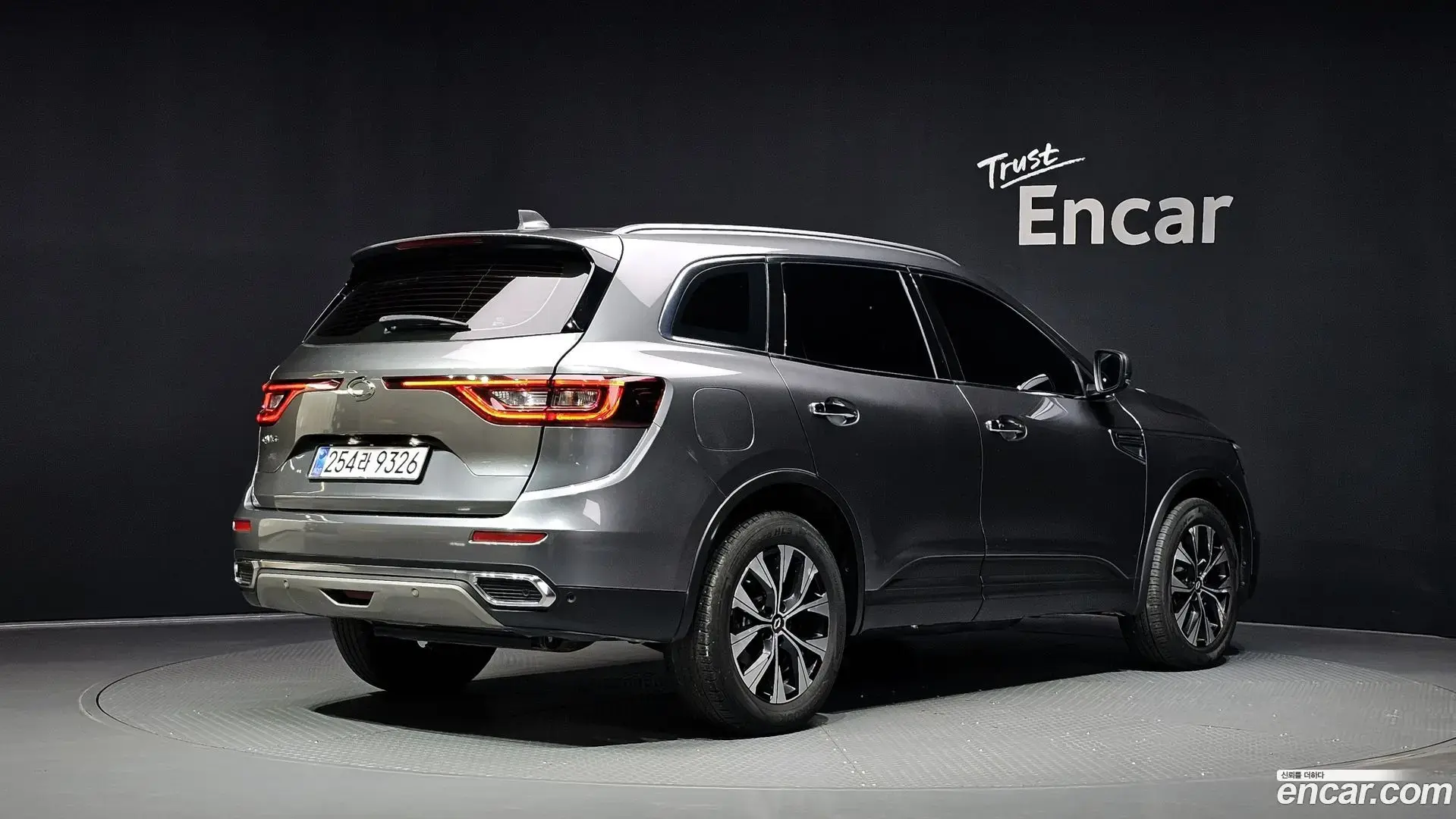 Main__Slider__Photo:QM6 Renault Korea 2022.5-1