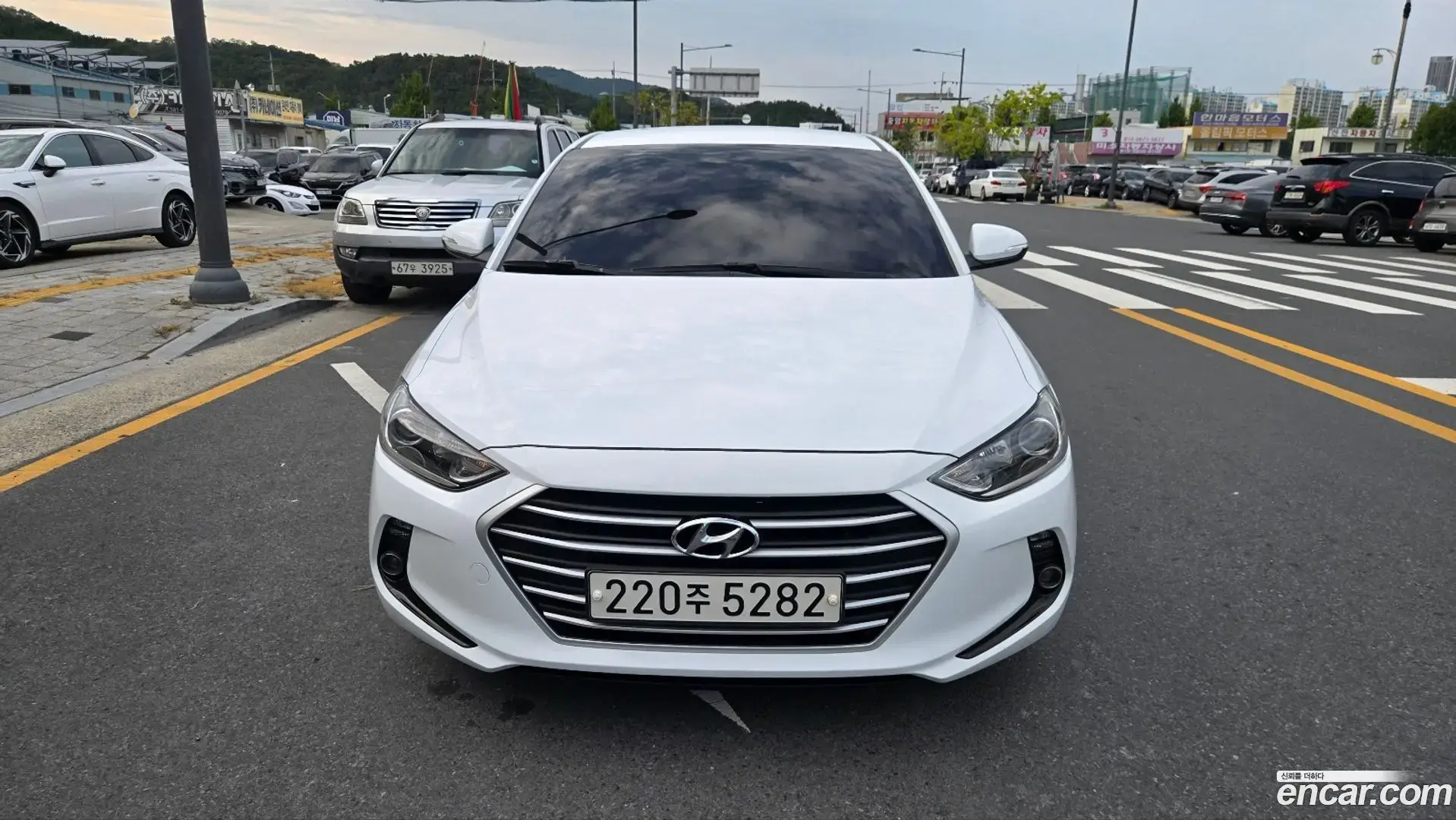 Main__Slider__Photo:AVANTE Hyundai 2018.7-1