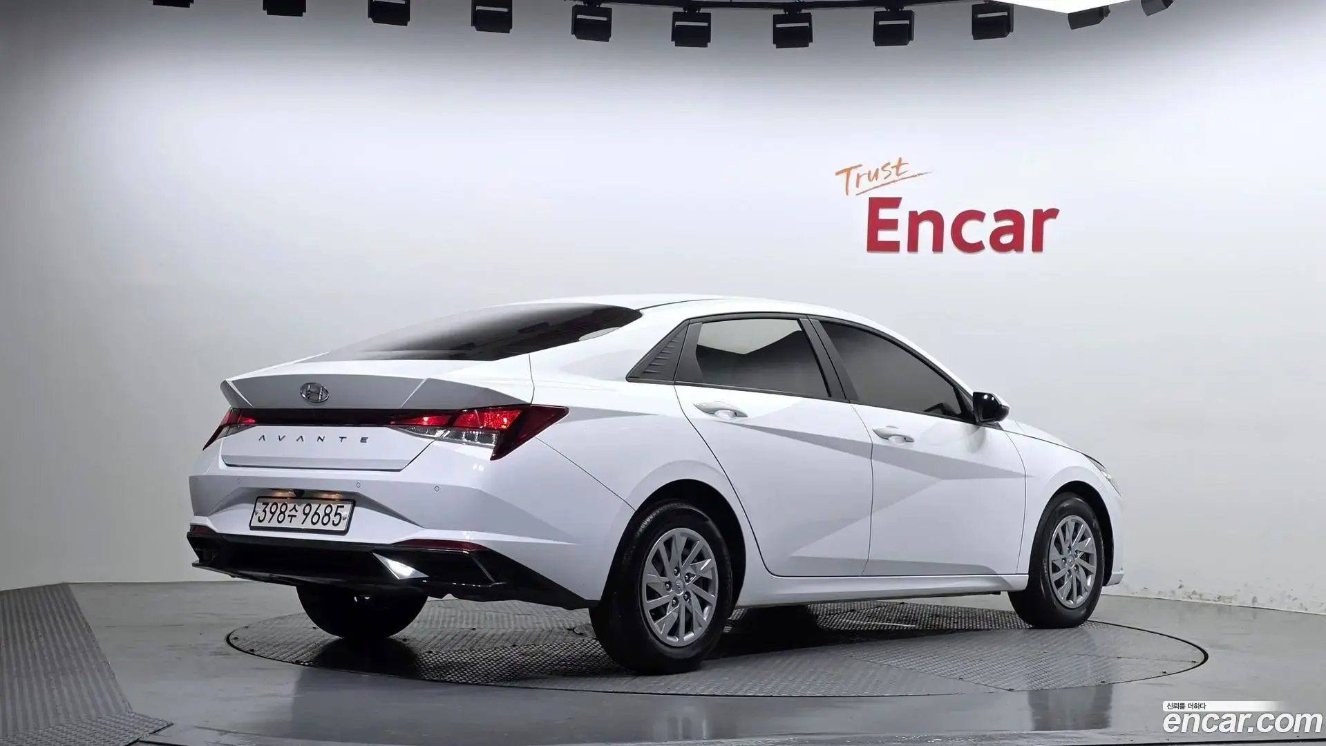 Main__Slider__Photo:AVANTE Hyundai 2021.0-1