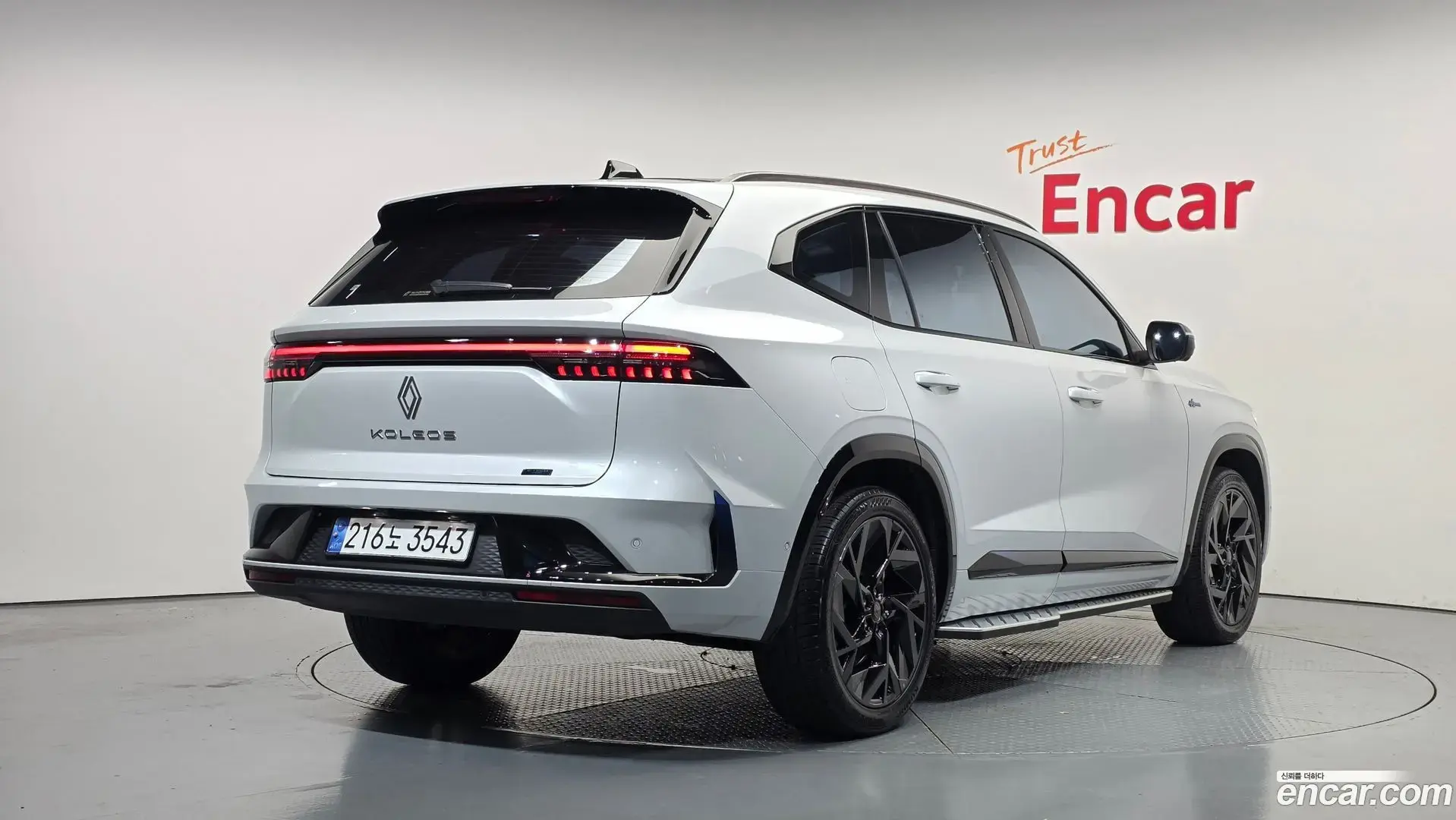 Main__Slider__Photo:Grand Koleos Renault Korea 2024.11-1