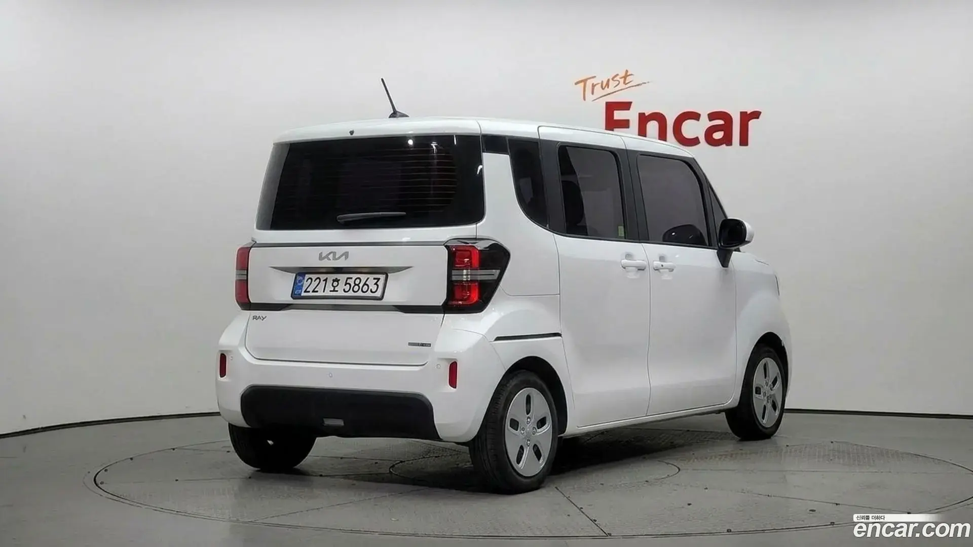 Main__Slider__Photo:RAY Kia 2024.1-1