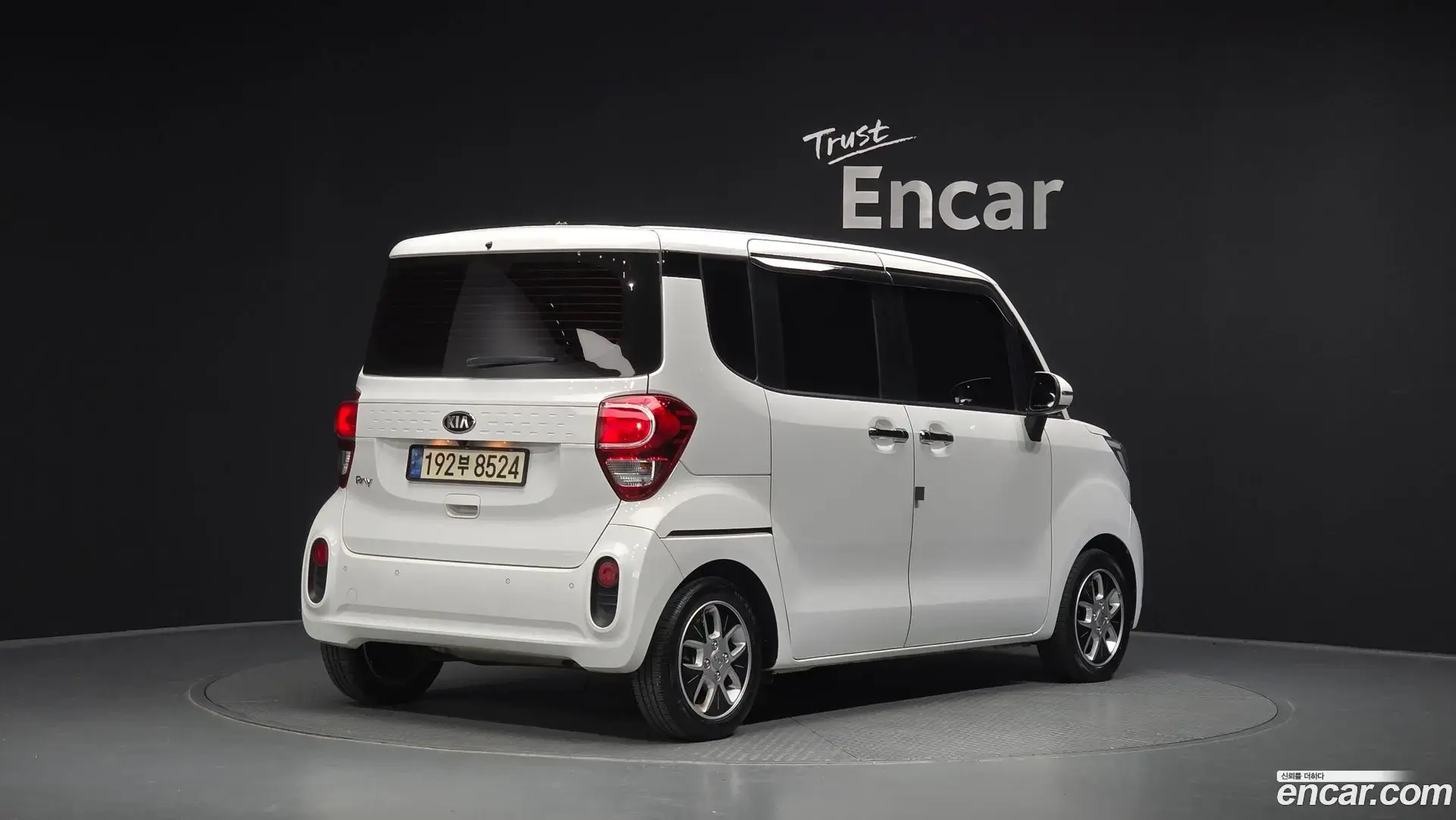 Main__Slider__Photo:RAY Kia 2021.5-1