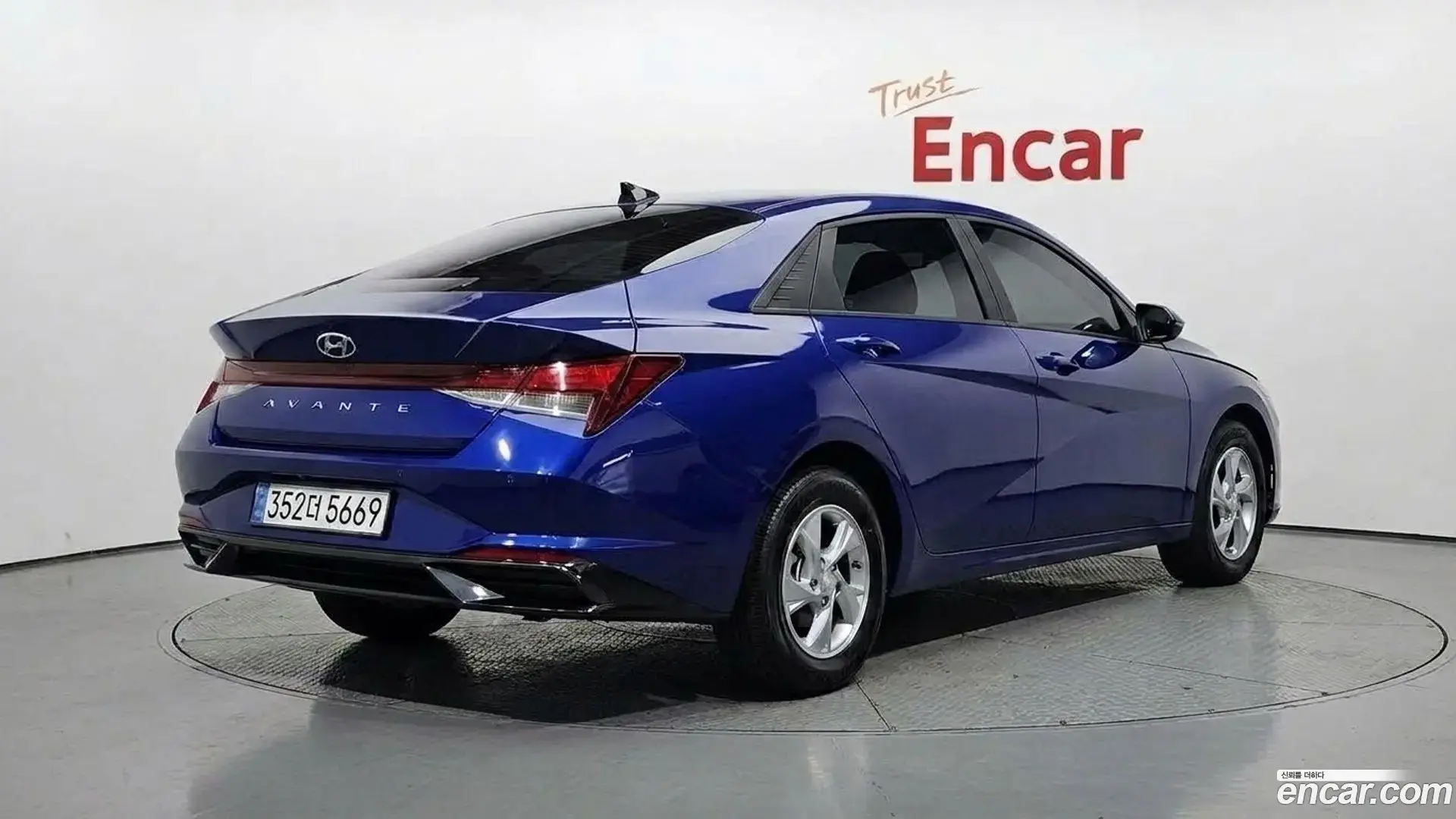 Main__Slider__Photo:AVANTE Hyundai 2020.10-1