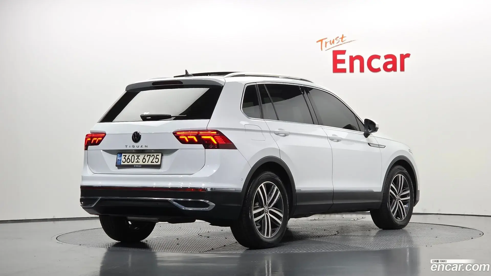 Main__Slider__Photo:Tiguan Volkswagen 2021.7-1