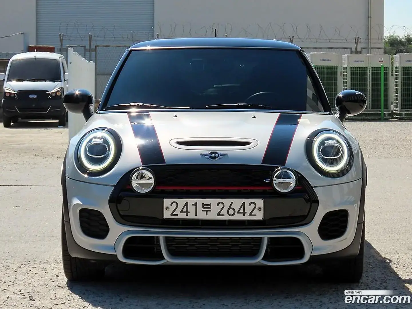 Main__Slider__Photo:Cooper Mini 2021.3-1