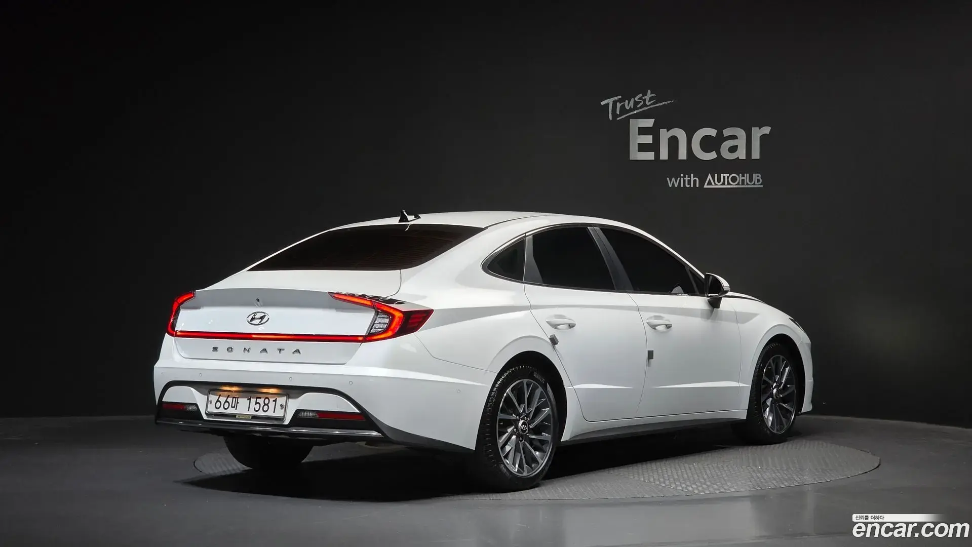 Main__Slider__Photo:Sonata Hyundai 2019.6-1