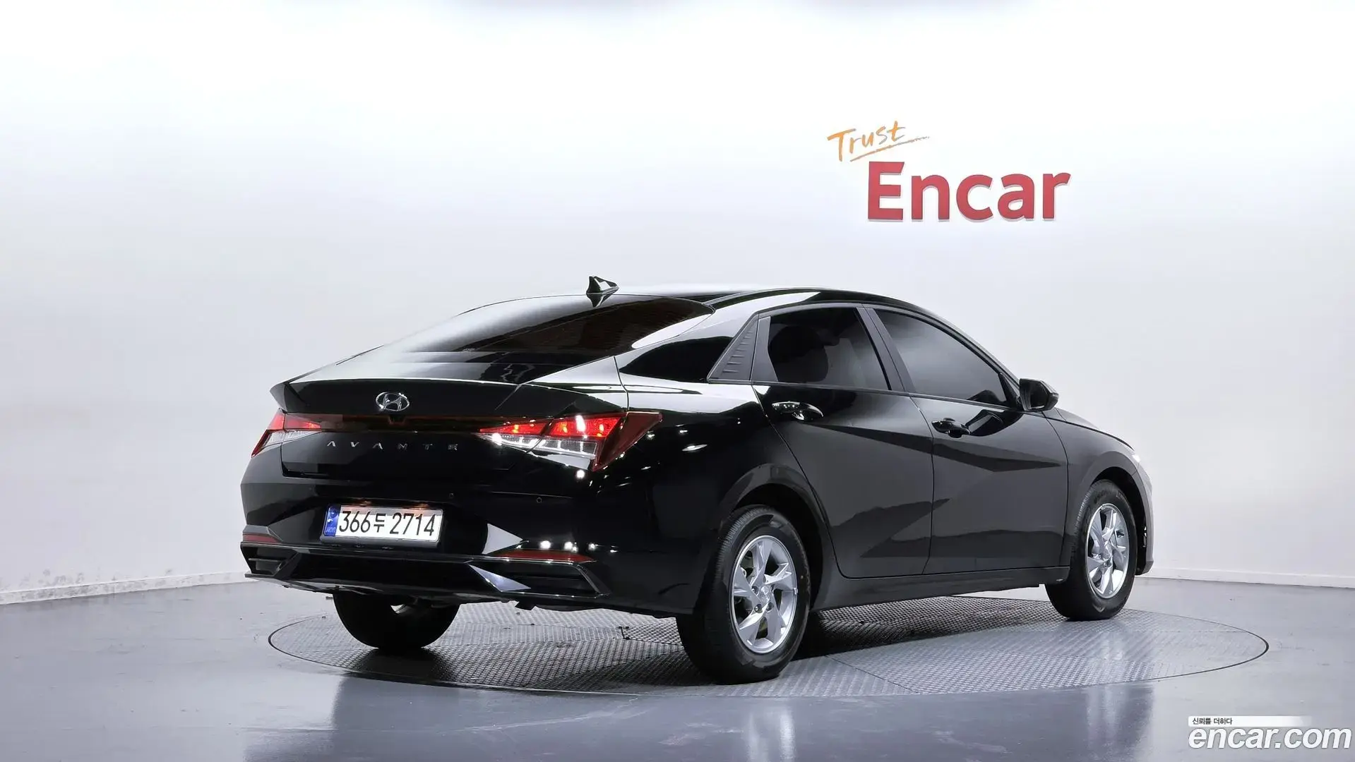 Main__Slider__Photo:AVANTE Hyundai 2021.7-1