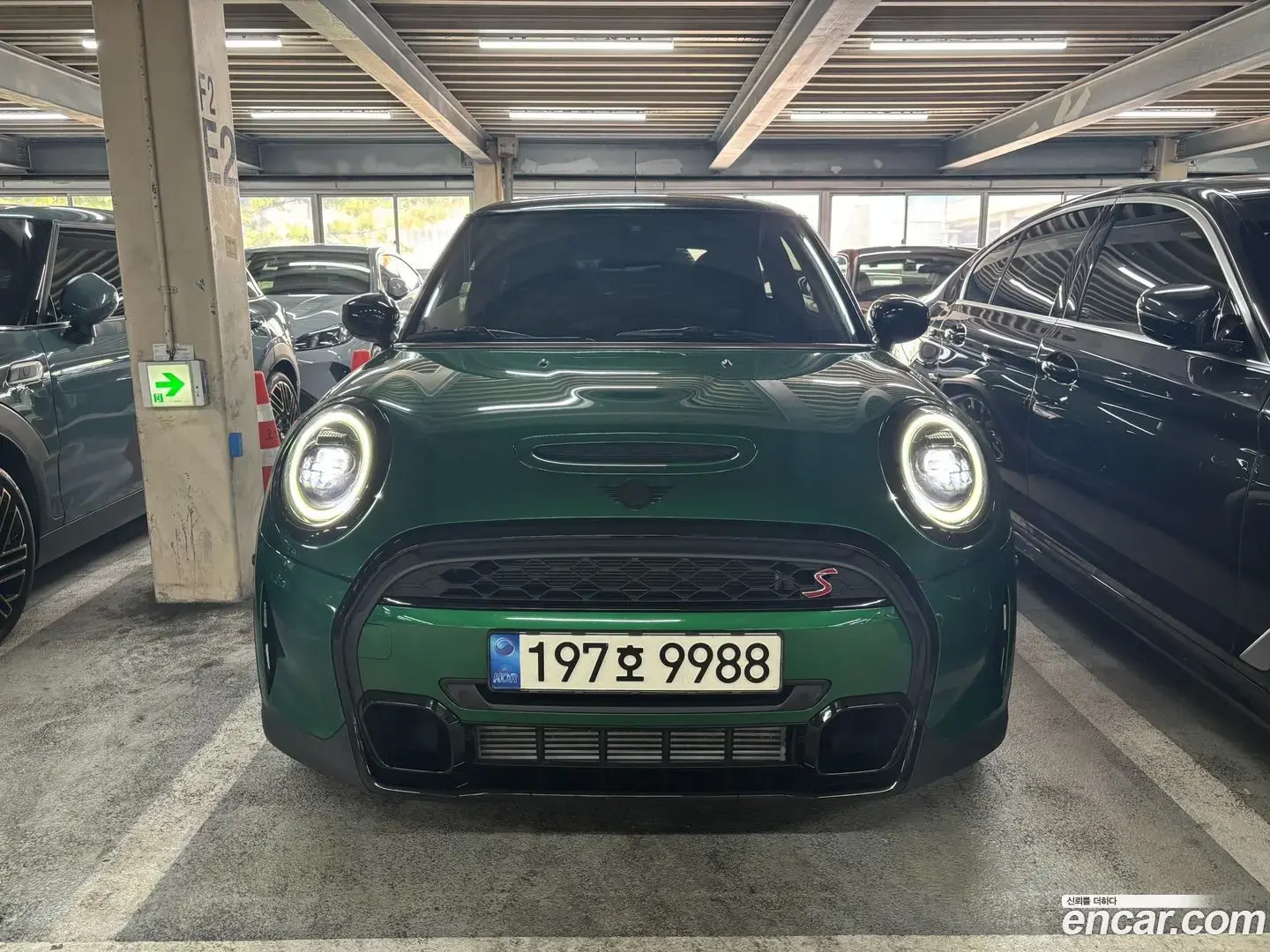 Main__Slider__Photo:Cooper Mini 2022.7-1