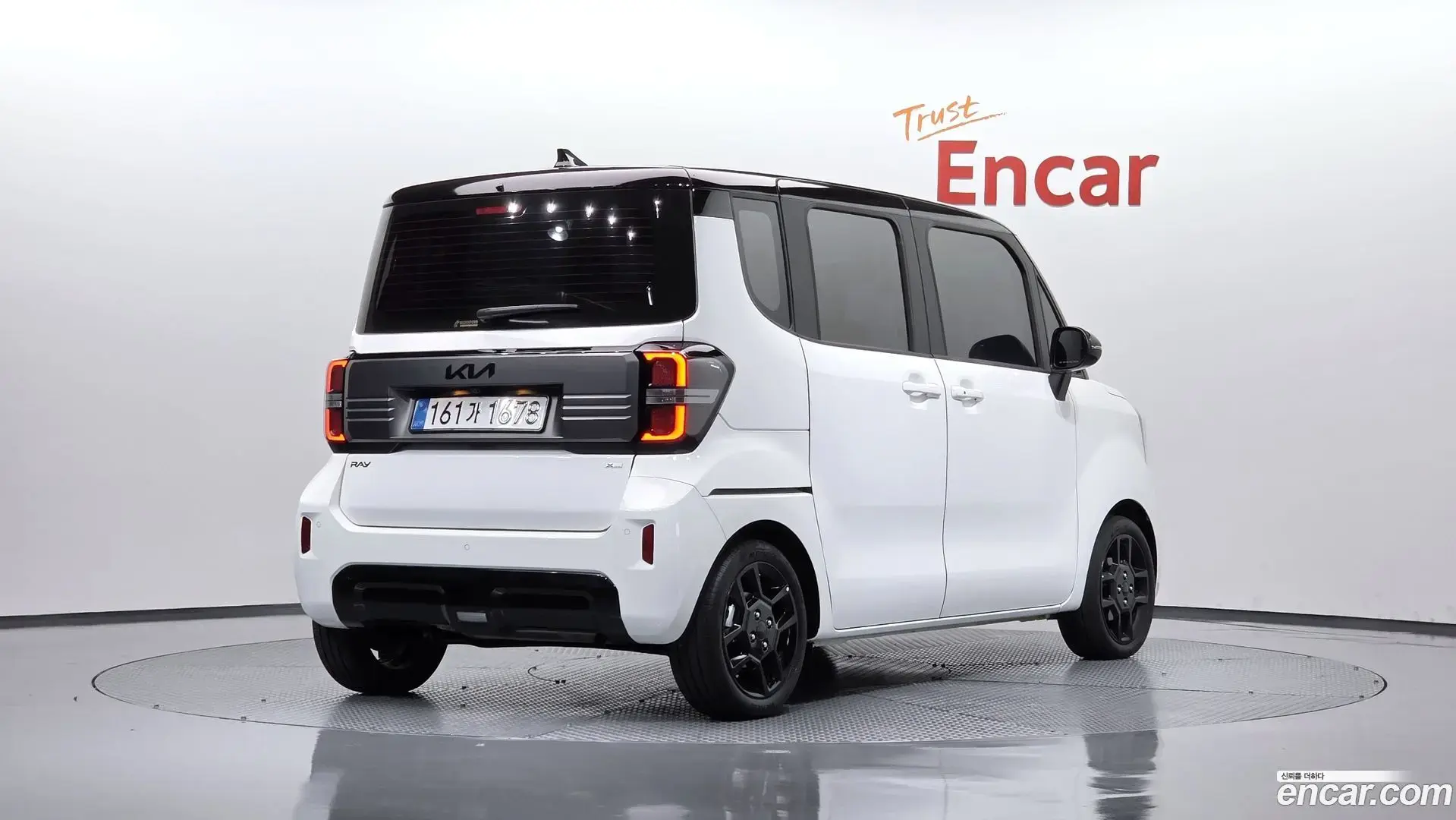 Main__Slider__Photo:RAY Kia 2026.0-1