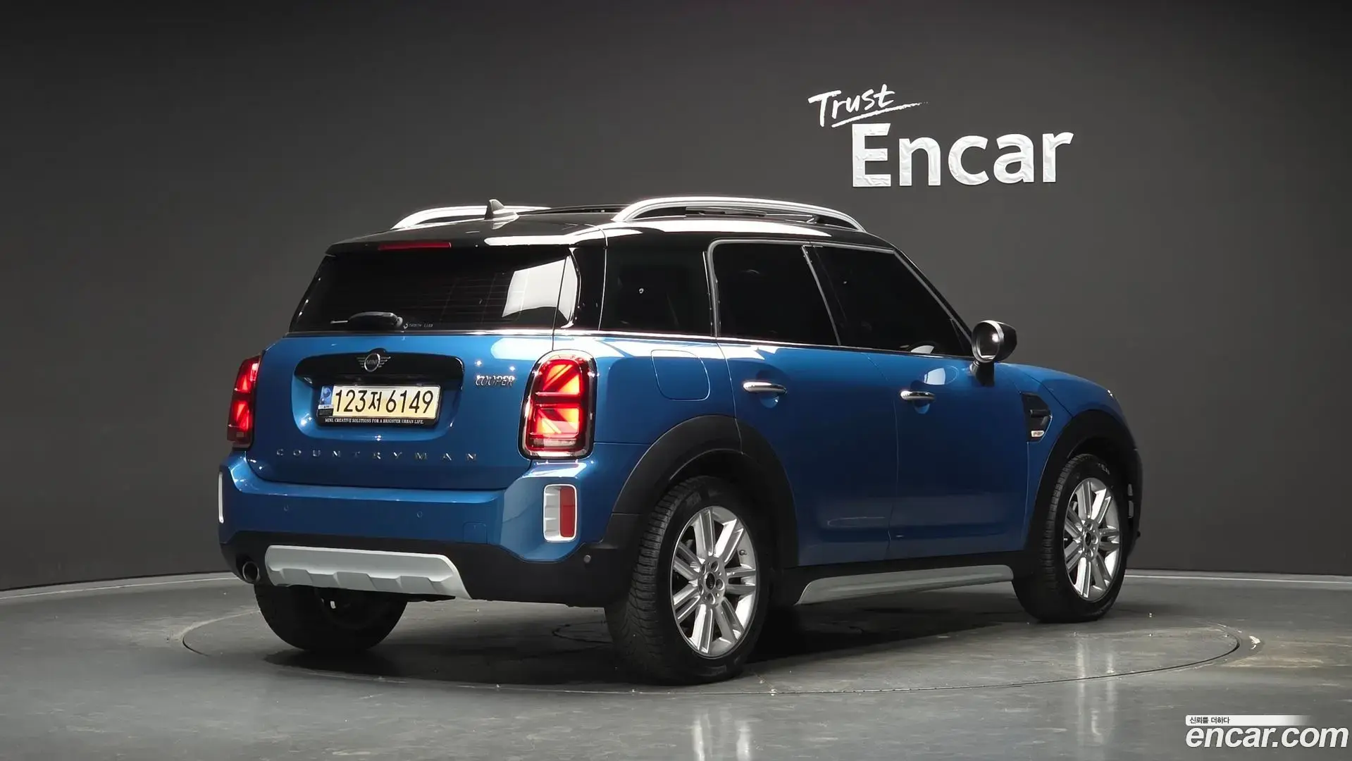 Main__Slider__Photo:Countryman Mini 2021.6-1
