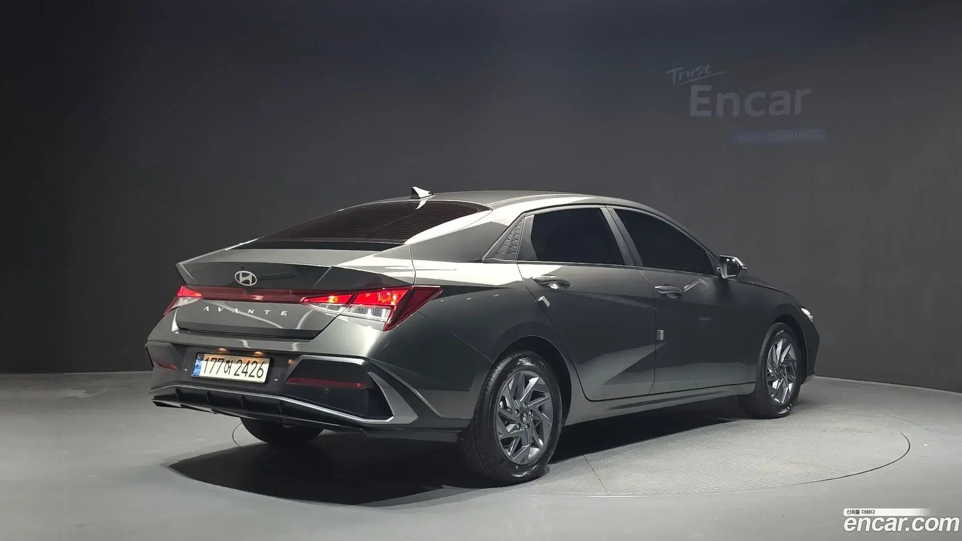 Main__Slider__Photo:AVANTE Hyundai 2023.11-1
