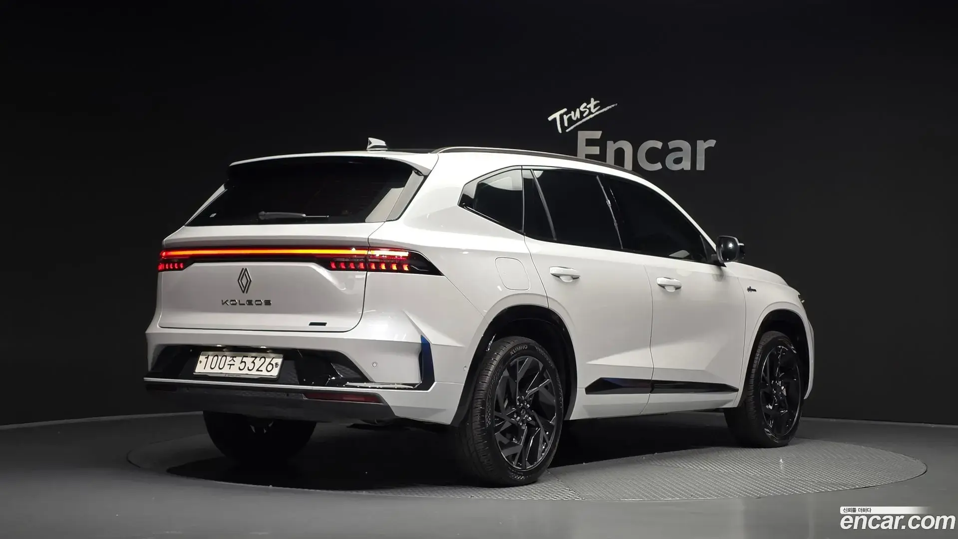 Main__Slider__Photo:Grand Koleos Renault Korea 2024.8-1