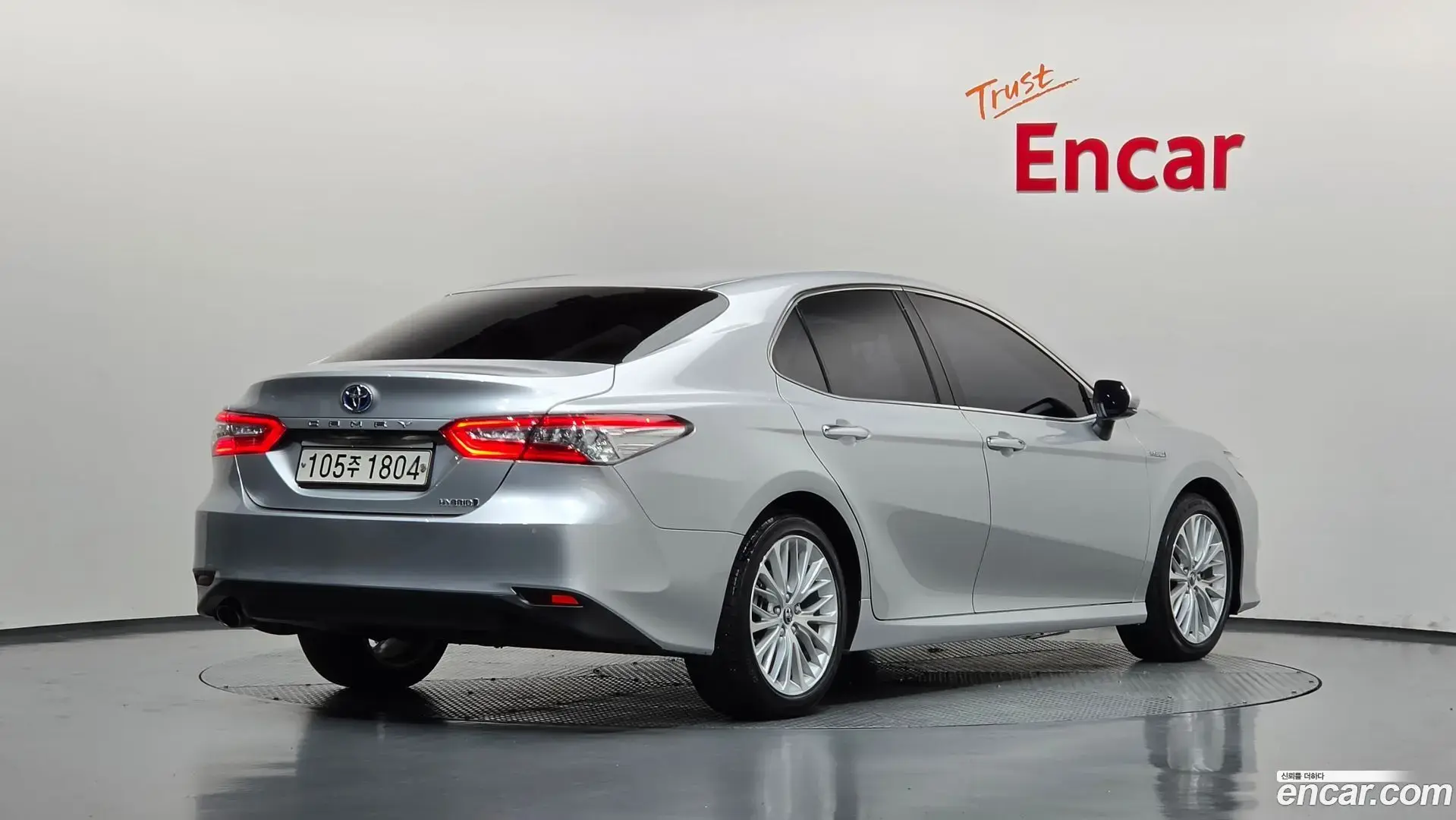 Main__Slider__Photo:Camry Toyota 2018.6-1