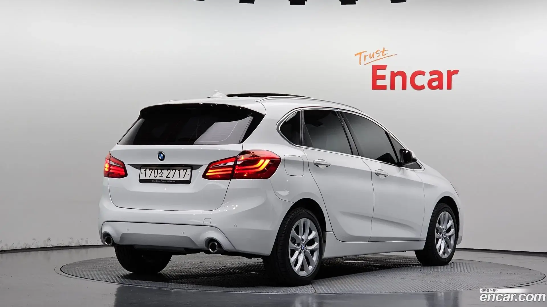 Main__Slider__Photo:2-Series BMW 2019.7-1