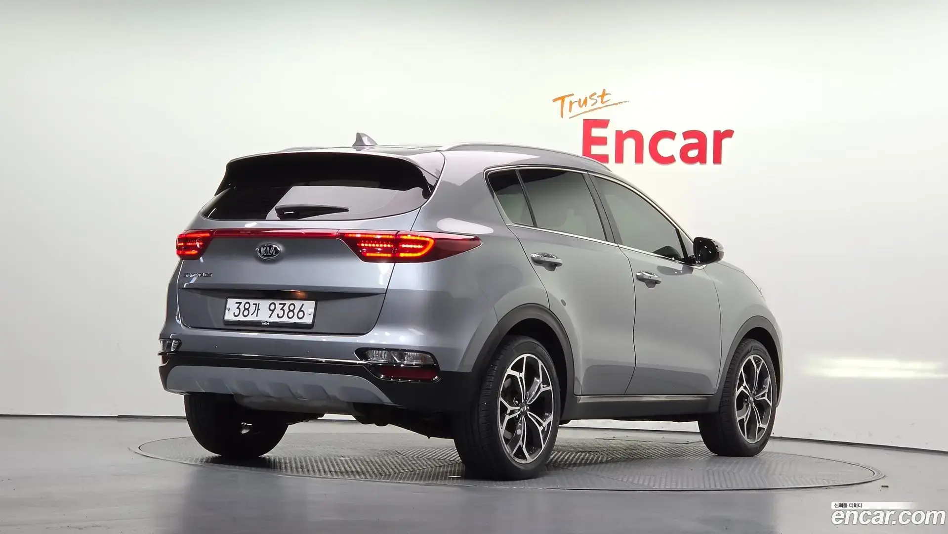 Main__Slider__Photo:Sportage Kia 2019.3-1