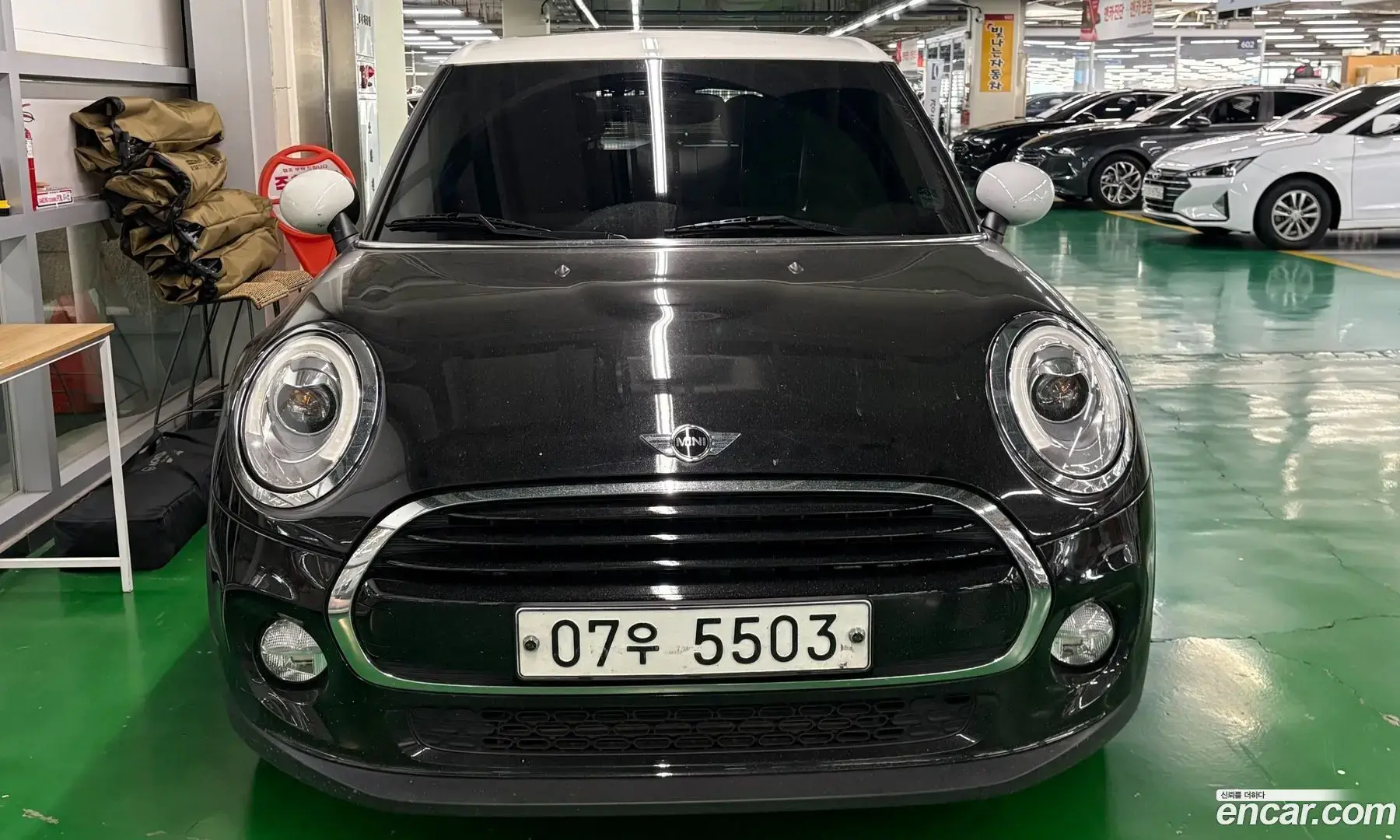 Main__Slider__Photo:Cooper Mini 2018.3-1