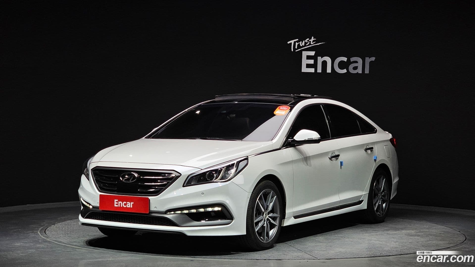 Main__Slider__Photo:Sonata Hyundai 2015.9-0