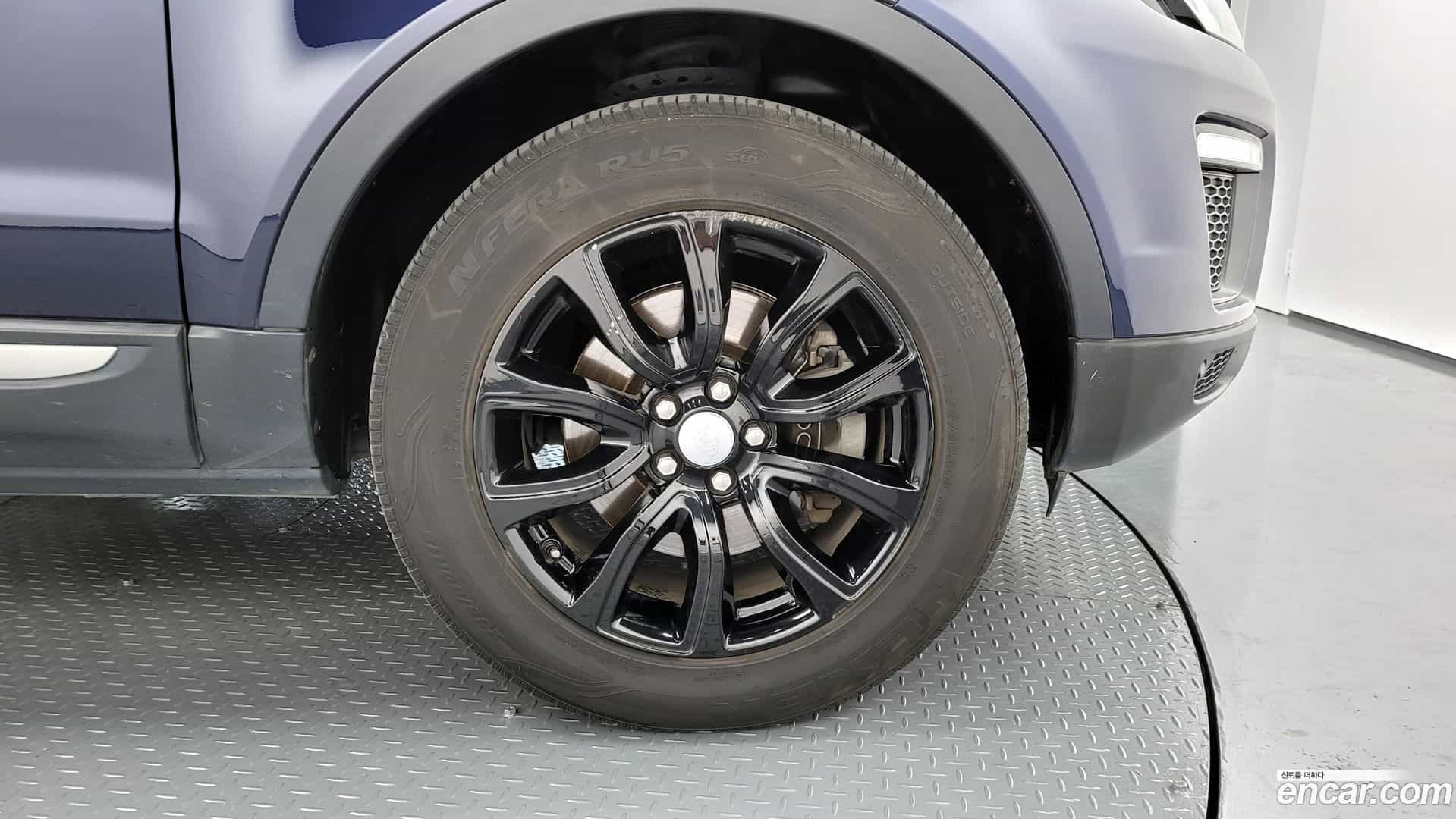 Range Rover Evoque Land Rover 2018.6-OUTER-005
