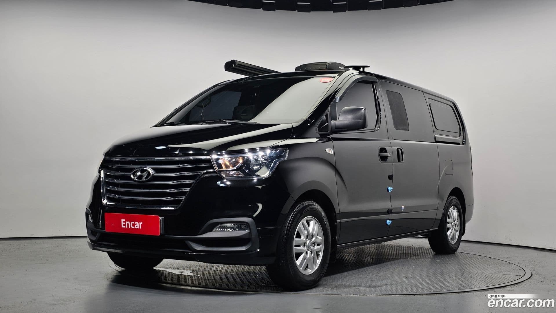 Main__Slider__Photo:Starex Hyundai 2018.4-0