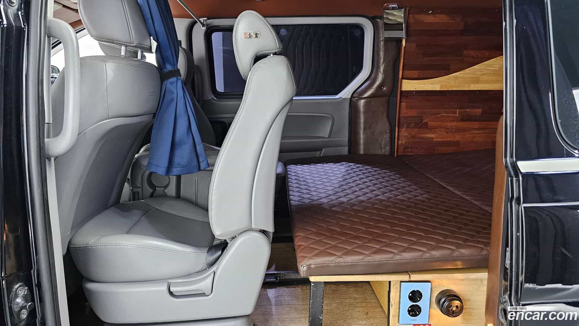 Starex Hyundai 2018.4-OPTION-020
