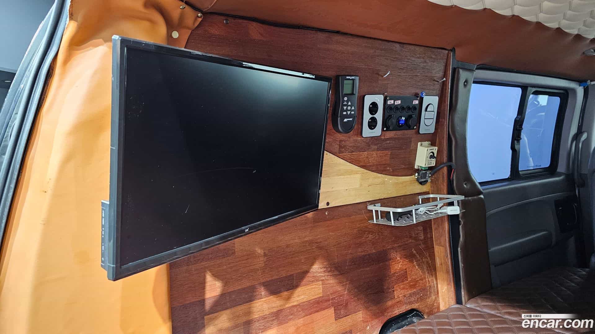 Starex Hyundai 2018.4-OPTION-021