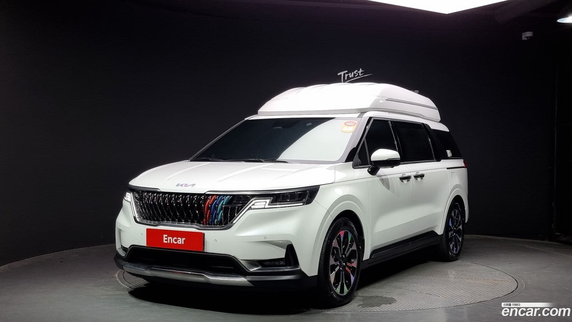 Main__Slider__Photo:Canival Kia 2023.7-0