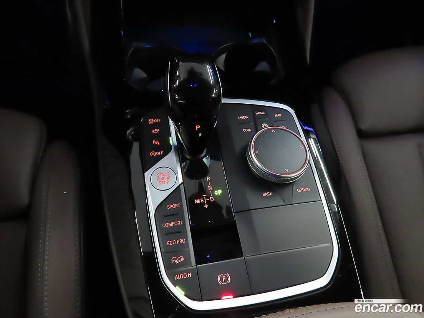 X4 BMW 2023.10-INNER-009