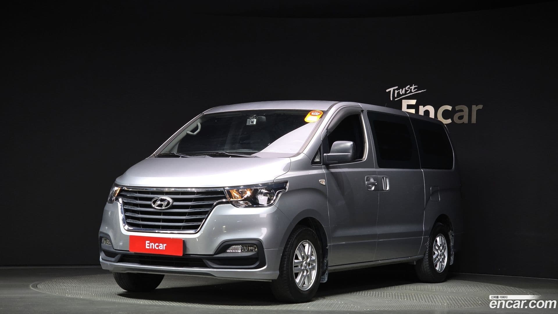 Main__Slider__Photo:Starex Hyundai 2018.6-0