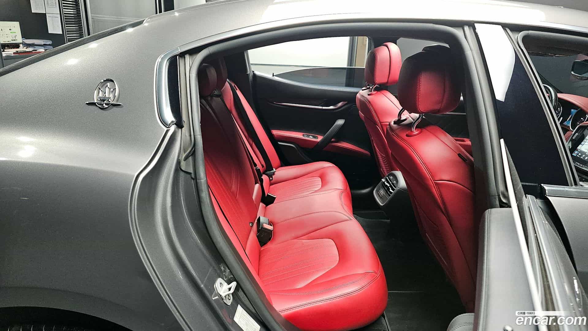 Ghibli Maserati 2019.8-OPTION-015