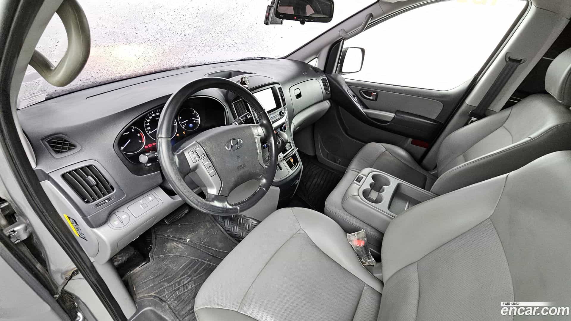Starex Hyundai 2018.4-INNER-007