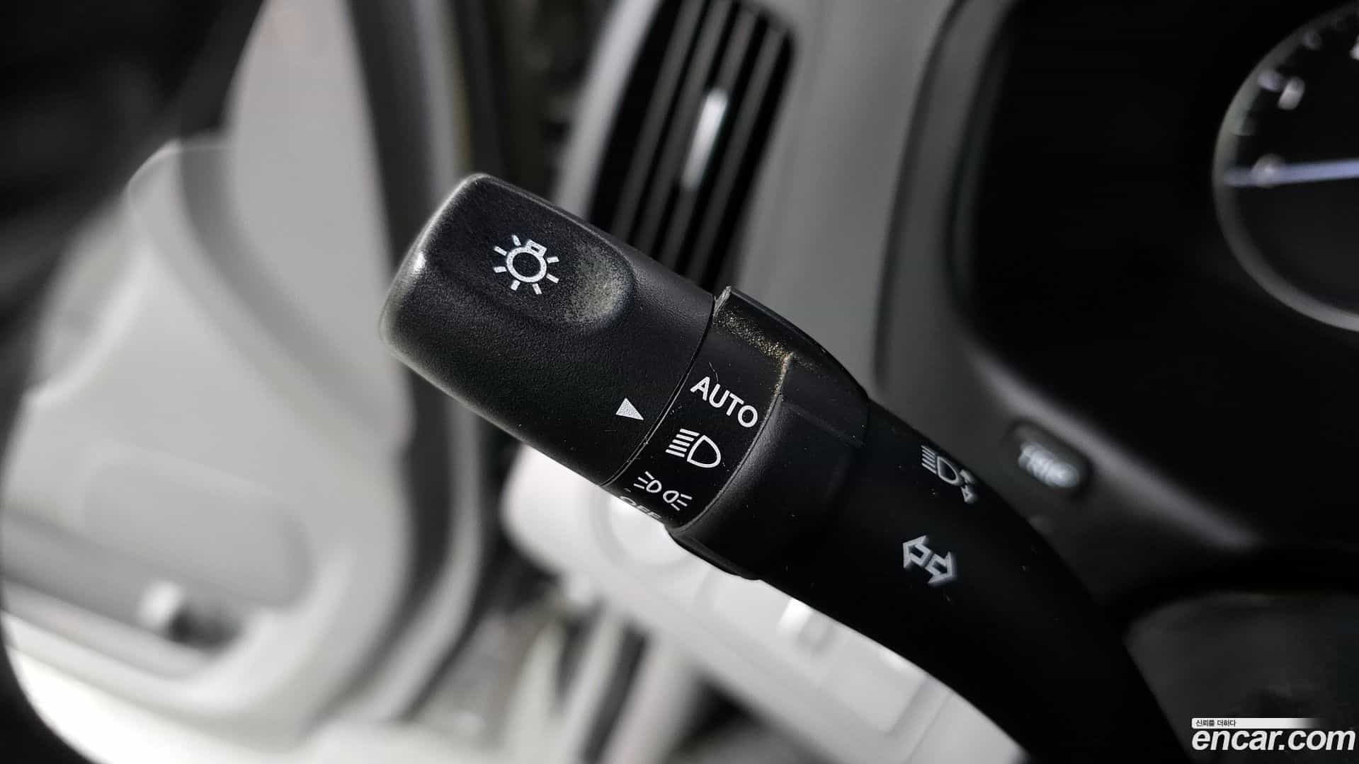Starex Hyundai 2018.4-OPTION-017