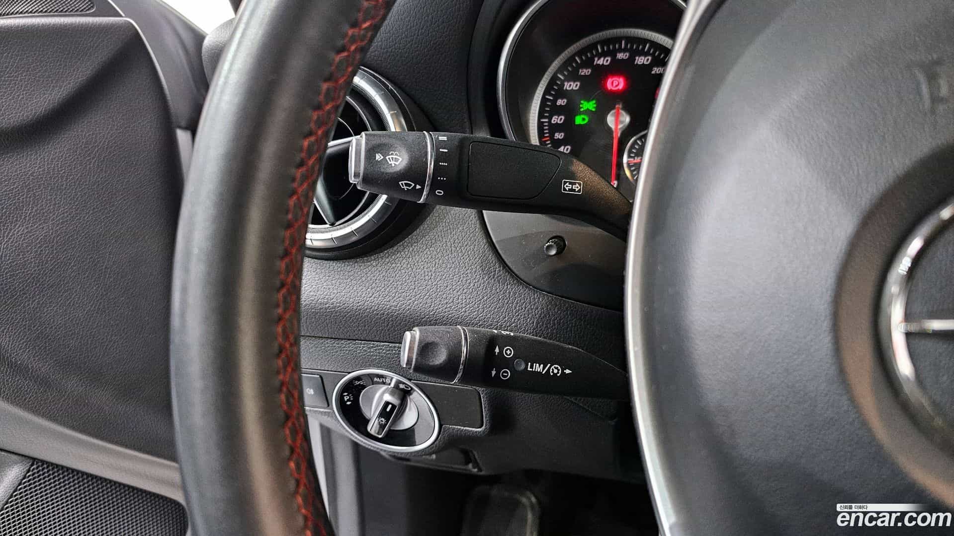 CLA-Class Mercedes-Benz 2018.5-OPTION-021