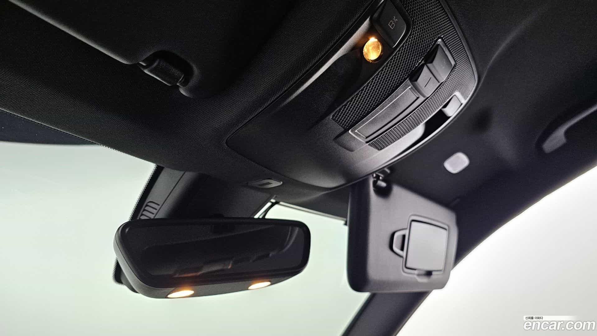 CLA-Class Mercedes-Benz 2018.5-OPTION-024