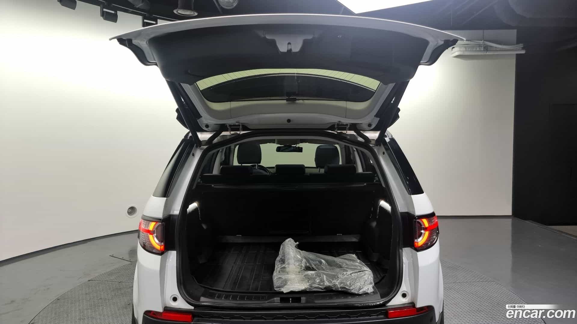Discovery Sport Land Rover 2017.8-OPTION-024