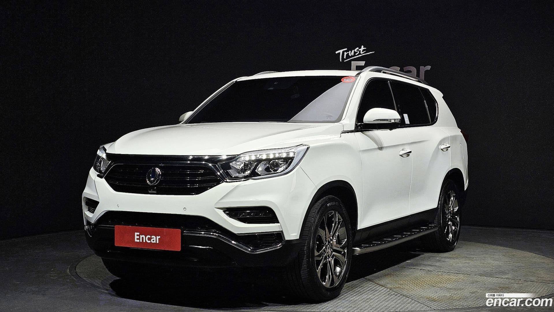 Main__Slider__Photo:Rexton KG Mobility 2017.6-0
