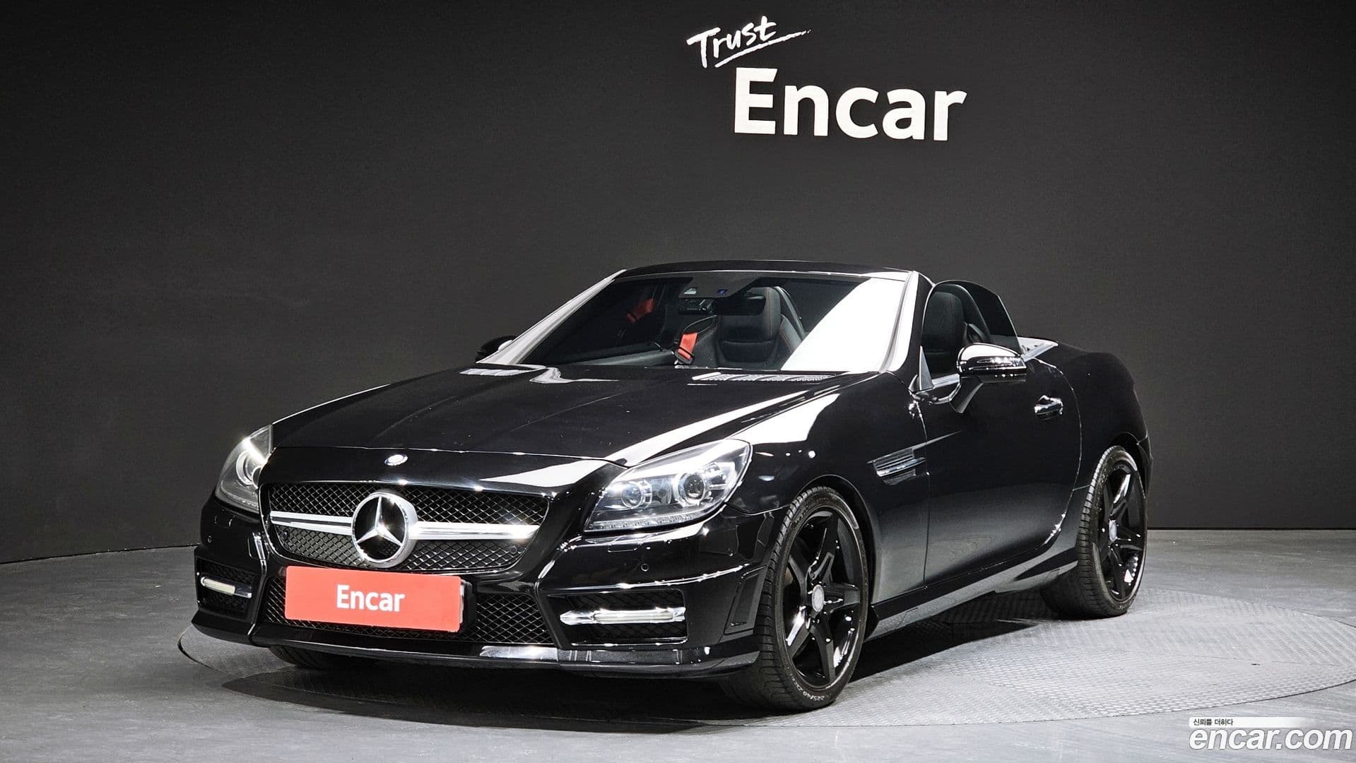 Main__Slider__Photo:SLK-Class Mercedes-Benz 2016.3-0