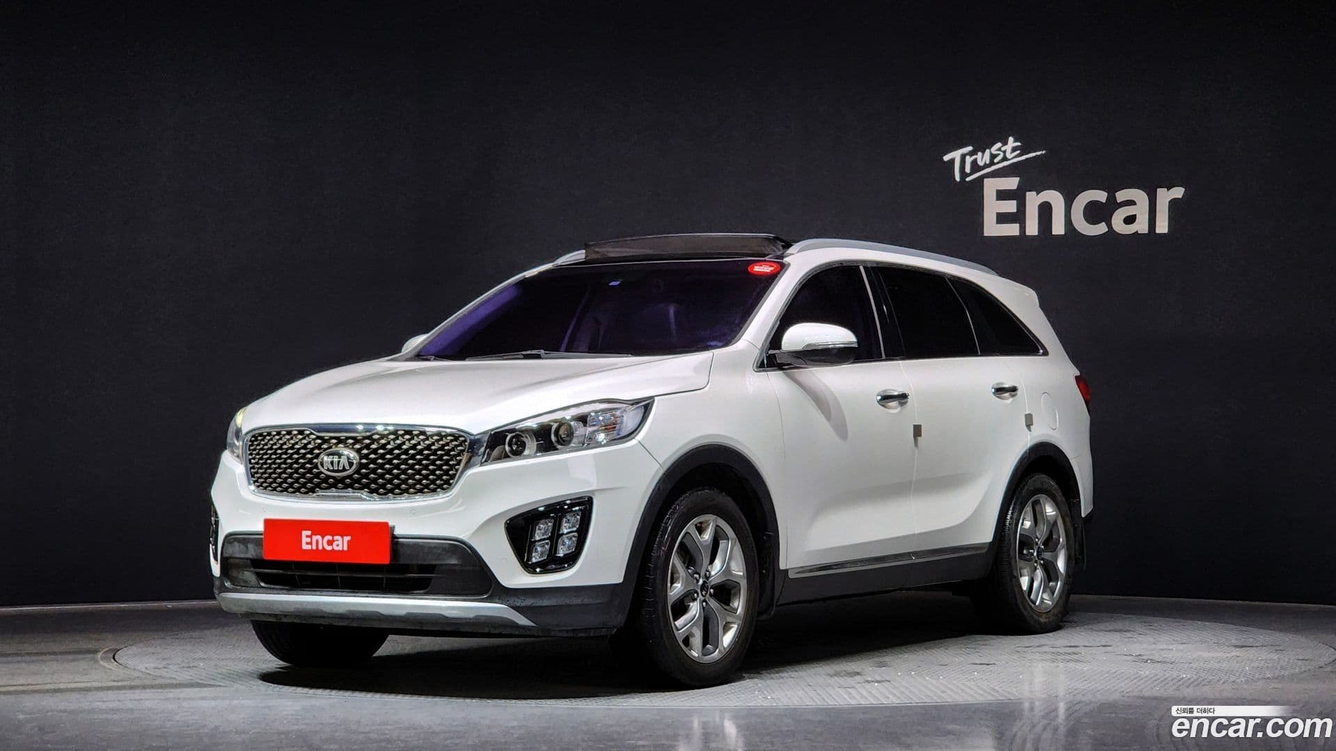 Main__Slider__Photo:Sorento Kia 2014.9-0