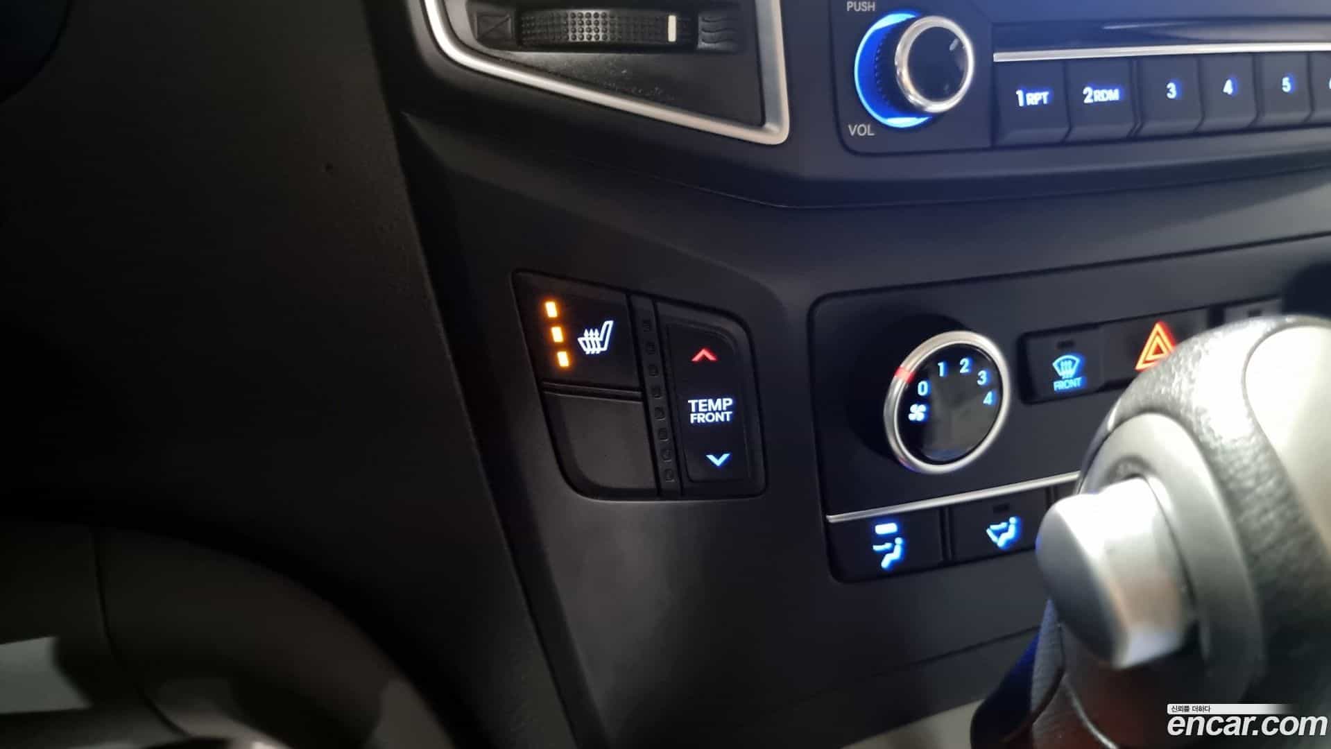 Starex Hyundai 2018.5-OPTION-019