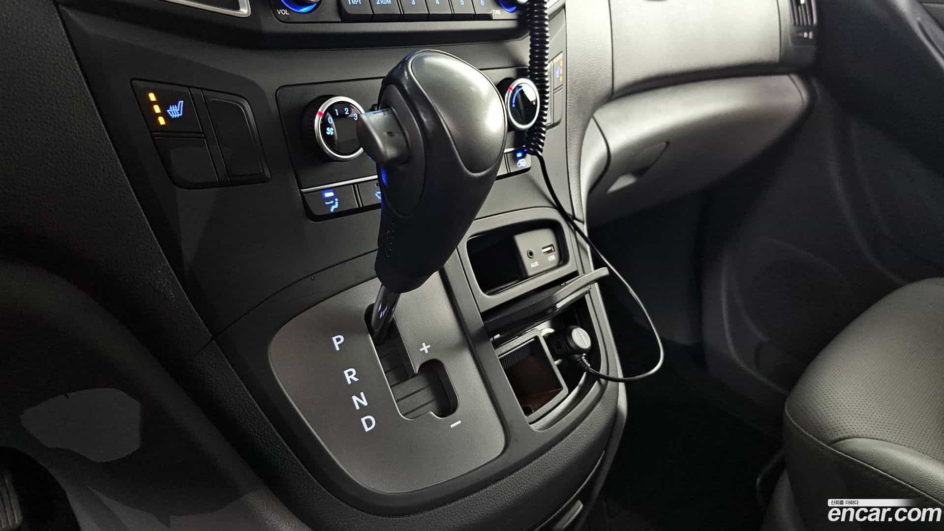 Starex Hyundai 2019.9-INNER-009