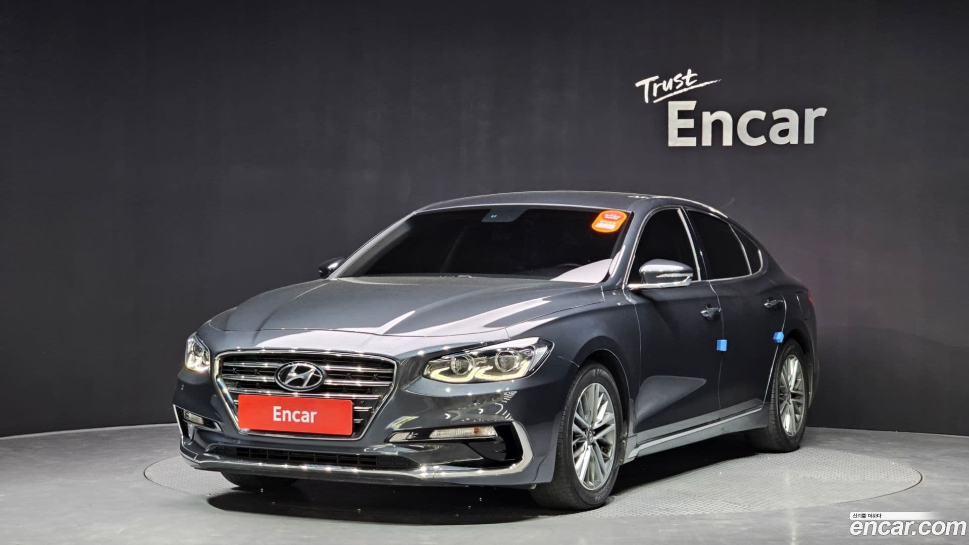 Main__Slider__Photo:Grandeur Hyundai 2018.9-0